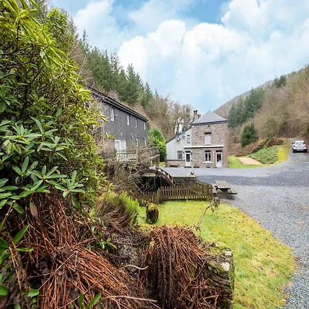 Riverside Retreat, Ardennes, Cleaning Included * Vresse-sur-Semois