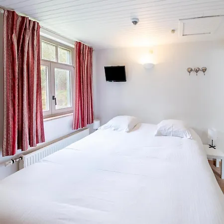 Holiday home Cottage In Ardennes By Semois River, Cleaning Included